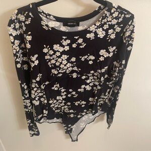 Forever 21 Black Floral Women's Top